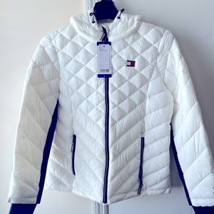 Brand new Women’s large Tommy Hilfiger Coat